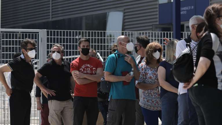 Γεωργιάδης για ανεμβολίαστους: Η επιχείρηση μπορεί να απολύσει εργαζόμενο αν θέτει σε κίνδυνο τους γύρω του