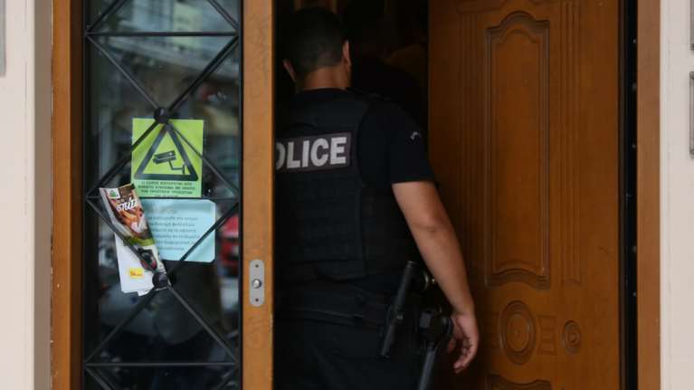 Σοκ στη Θεσσαλονίκη: Εντοπίστηκε πτώμα σε διαμέρισμα – Τι δείχνουν τα πρώτα στοιχεία