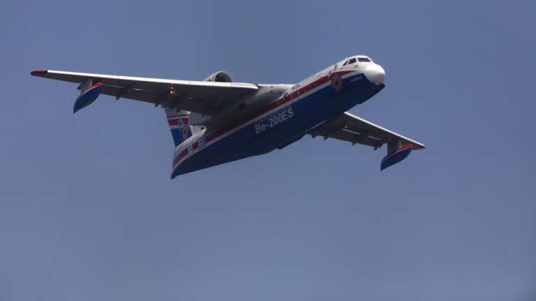 Δένδιας σε Λαβρόφ: Θέλουμε τη συνδρομή ενός ακόμα Beriev από τη Ρωσία