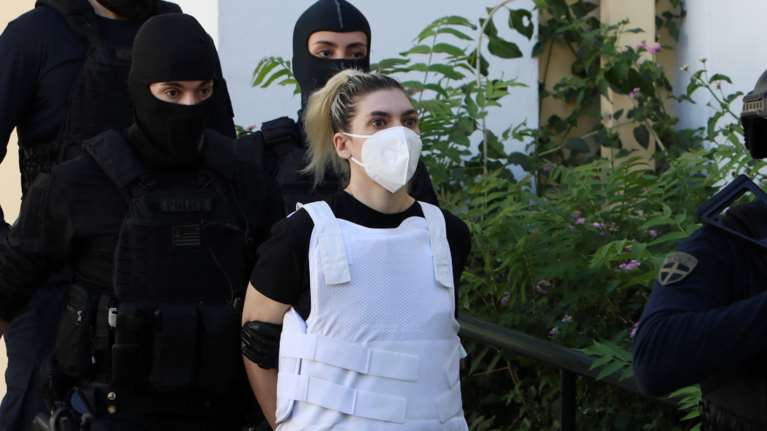 Ρούλα Πισπιρίγκου: Ο νέος ιδιοκτήτης πουλά το σπίτι όπου μεγάλωσε - "Δεν μπορώ να ζήσω εδώ μέσα" [Βίντεο]