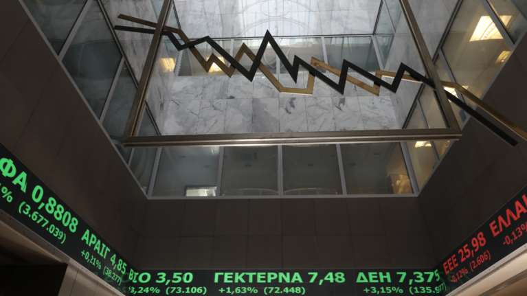 Σε νέα έκδοση 10ετούς ομολόγου προχωρά το ελληνικό Δημόσιο