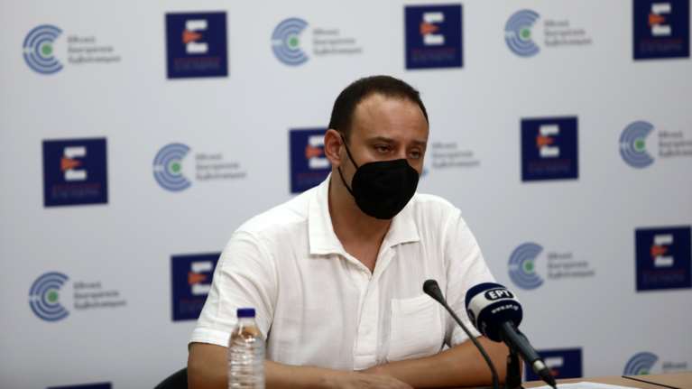 Κορονοϊός: "Δεν υπάρχει συσχέτιση των εμβολίων με τις μεταλλάξεις" ξεκαθάρισε ο Γκίκας Μαγιορκίνης