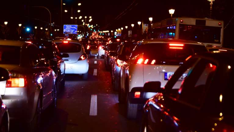 Τροχαίο στον Φάρο Ψυχικού - Τραυματίστηκε οδηγός μηχανής