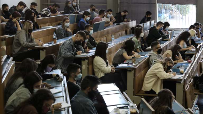 Σαρωτικές αλλαγές στα πανεπιστήμια: Έρχεται εσωτερικό Εrasmus, κοινά και διπλά πτυχία και start-ups φοιτητών