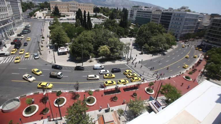 Στην Ερμού φτάνει την Κυριακή ο &quot;Μεγάλος Περίπατος&quot; - Τι αλλάζει για τα οχήματα στο Εμπορικό Τρίγωνο [Εικόνες]