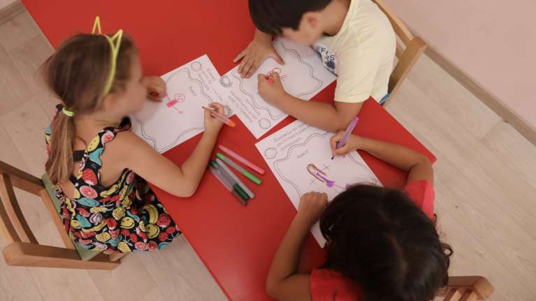 Θεσσαλονίκη: &quot;Το 16 μηνών παιδί μου είχε γρατζουνιά και μελανιά στο πόδι&quot; - Ξεσπά μητέρα για τη βρεφονηπιόκομο