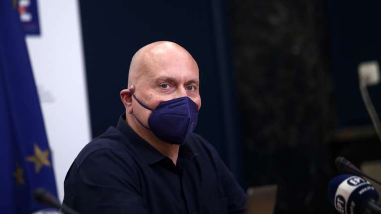 Προειδοποίηση Ζαούτη: Τα κρούσματα θα αυξηθούν τις επόμενες μέρες με την Όμικρον