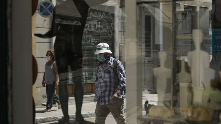 Κορονοϊός: &quot;Πρωταθλήτρια&quot; ξανά με 174 κρούσματα η Αττική - Ανησυχία για τα 14 υπό διερεύνηση