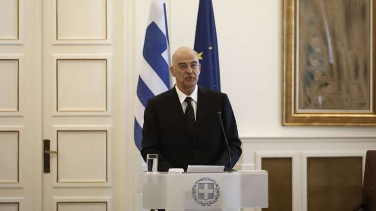 Μήνυμα Δένδια στην Τουρκία: &quot;Αν θελήσει διάλογο πρέπει να προσπαθήσει πολύ - Αυτές τις κυρώσεις ζητά η Ελλάδα&quot; [Βίντεο]