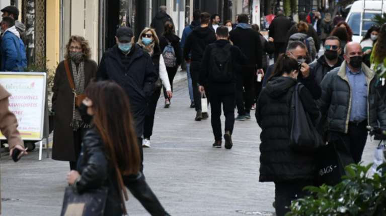 Κορονοϊός: Απότομη &quot;προσγείωση&quot; με 270 νέα κρούσματα στην Αττική και 232 στη Θεσσαλονίκη - Στο &quot;κόκκινο&quot; η Λάρισα