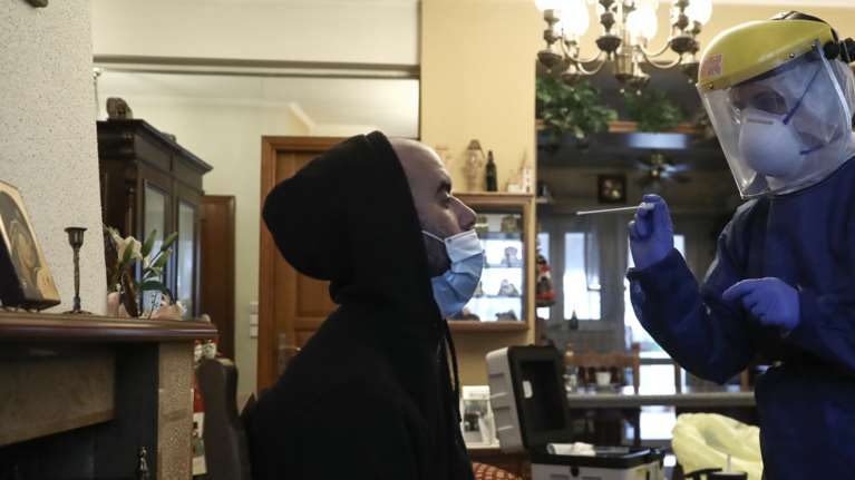 Έρευνα του Πολυτεχνείου Κρήτης: Τι αποκαλύπτουν οι 42 ημέρες του κορονοϊού στην Ελλάδα