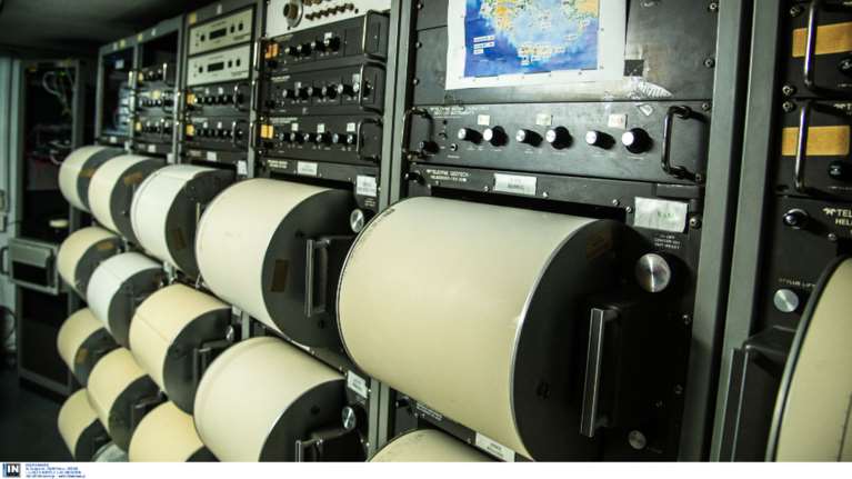 Ισχυρός σεισμός 5,4 Ρίχτερ ανάμεσα σε Ζάκυνθο και Κεφαλονιά