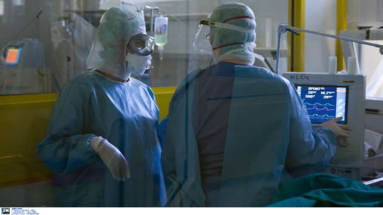 Κορονοϊός: 3.067 νέα κρούσματα σήμερα και 91 θάνατοι -  Ανησυχία για τους 824 διασωληνωμένους