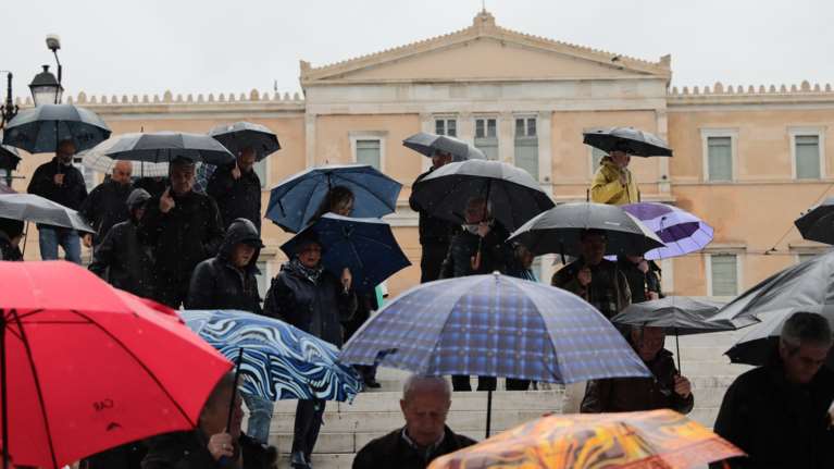 Βροχές και καταιγίδες σήμερα- Νέα επιδείνωση του καιρού από το βράδυ με πτώση της θερμοκρασίας