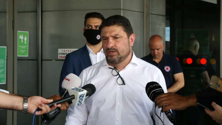 Αυστηρή προειδοποίηση Χαρδαλιά για κορονοϊό: Κυρώσεις προς όσους δεν τηρούν τα μέτρα - Αποκλείει νέο γενικό lockdown