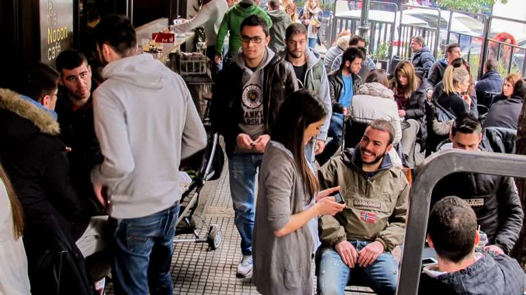 Εφιαλτική πρόβλεψη Τζανάκη για ένα εκατ. μολύνσεις ανεμβολίαστων το επόμενο τρίμηνο