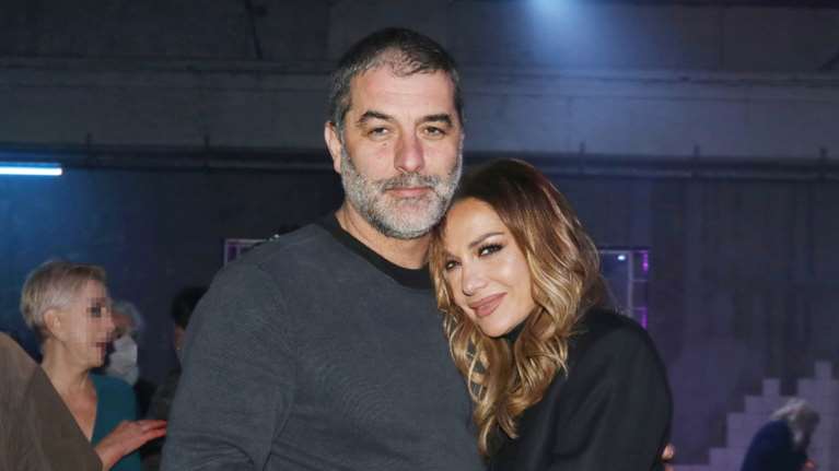 Δέσποινα Βανδή: Νέα ανάρτηση στην αγκαλιά του αγαπημένου της, Βασίλη Μπισμπίκη [Εικόνα]