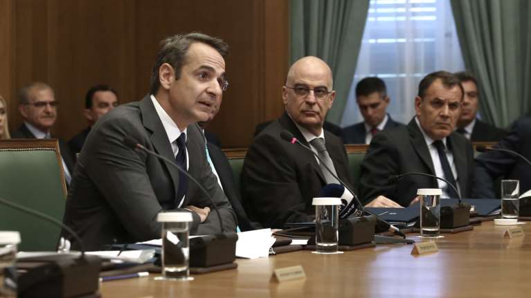 Τουρκικές προκλήσεις στην Αν. Μεσόγειο: Η Αθήνα συνεχίζει την διπλωματική της αντεπίθεση - Επαφές Μητσοτάκη με Μακρόν και Σίσι