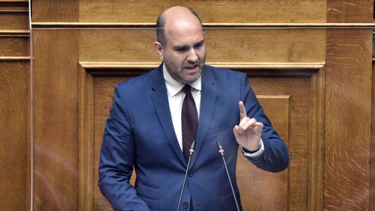 Αδιανόητο - Καταγγελία Μαρκόπουλου: Άγνωστοι ακύρωναν ραντεβού πολιτών για τον εμβολιασμό στη Σαλαμίνα