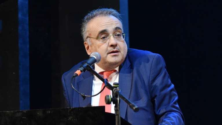 Φλωρίδης &quot;καρφώνει&quot; Βερβεσό: Περιμένω να απαντήσει γιατί έκρυψε την έκθεση του πραγματογνώμονα για τα Τέμπη