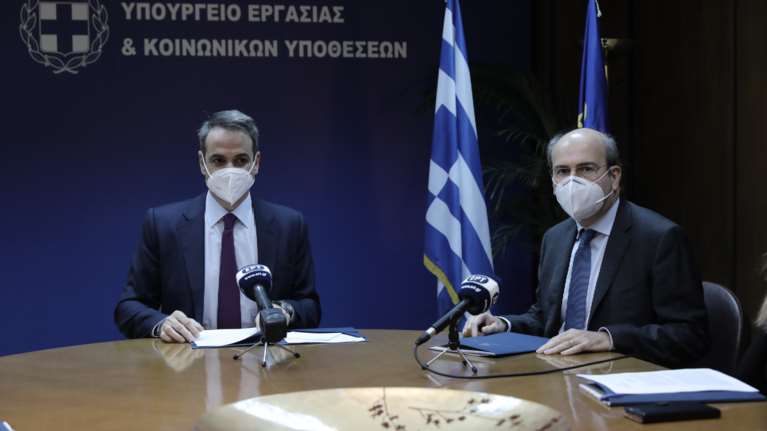 Νομοσχέδιο Χατζηδάκη για εργασιακά: Η &quot;μάχη των μαχών&quot; για κυβέρνηση και αντιπολίτευση