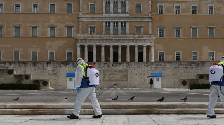 Κυβέρνηση: Οι 10 πιο κρίσιμες μέρες για την εξέλιξη του κορονοϊού είναι μπροστά μας