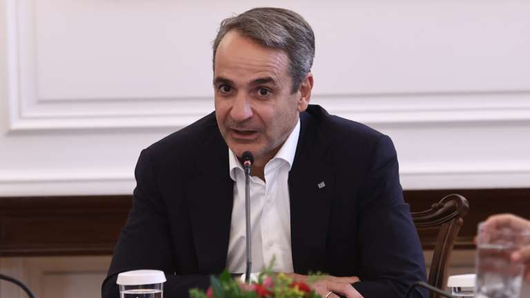 Μητσοτάκης: "Δέσμευση, ο κατώτατος μισθός να φτάσει στα 950 ευρώ στο τέλος της τετραετίας"