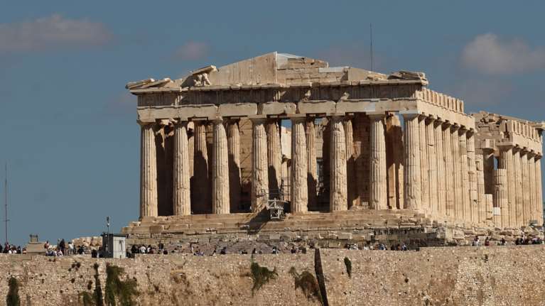 Η νέα μαγευτική εικόνα της Ακρόπολης: Επιτέλους χωρίς σκαλωσιές ο Παρθενώνας, έπειτα από 15 χρόνια [βίντεο]