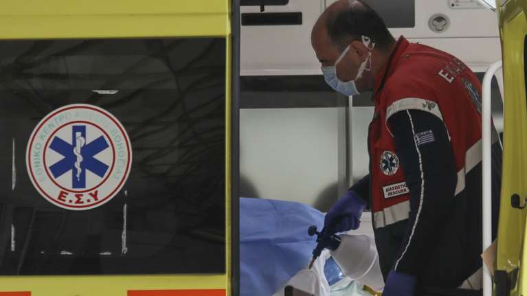 Κορονοϊός - Θάνατος 35χρονου: &quot;Δεν έπινε, δεν κάπνιζε, ήταν υγιής&quot; λέει η οικογένεια [βίντεο]