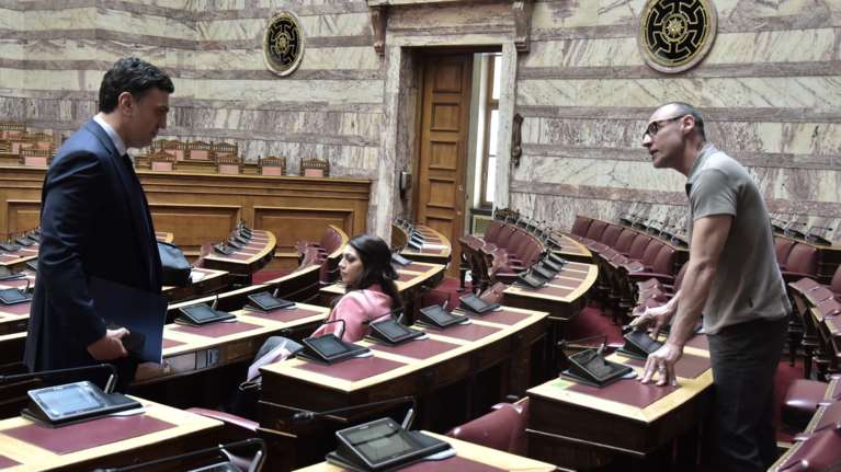 Πολιτικός πολιτισμός λόγω πανδημίας: Όταν ο Κλέων Γρηγοριάδης αποθέωσε τον Βασίλη Κικίλια