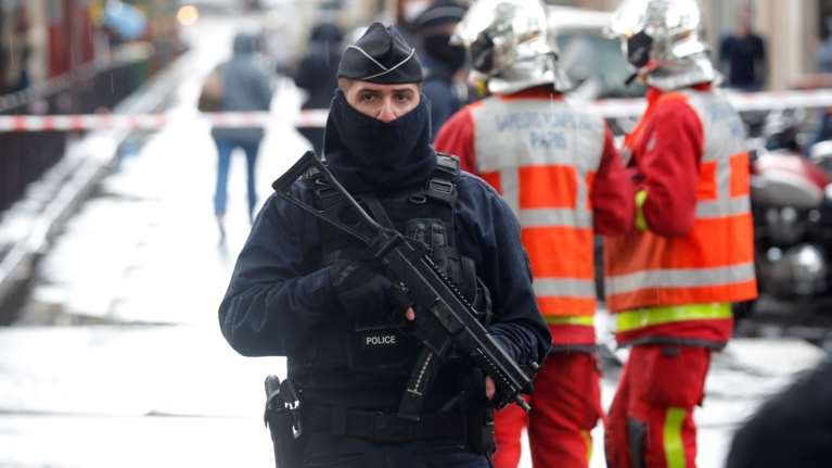 Γαλλία: Συνελήφθη γυναίκα στη Λιόν - Απειλούσε να ανατιναχθεί και φώναζε &quot;Αλλάχ Ακμπάρ&quot;