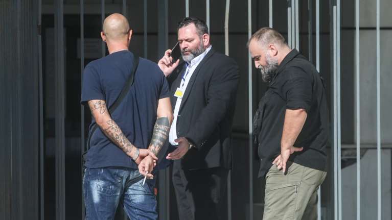 Πώς συνελήφθη ο Γιάννης Λαγός πριν γίνει... λαγός: Το &quot;σήμα&quot; Χρυσοχοΐδη σε ευρωπαίους ομολόγους του - Επίκειται η έκδοσή του