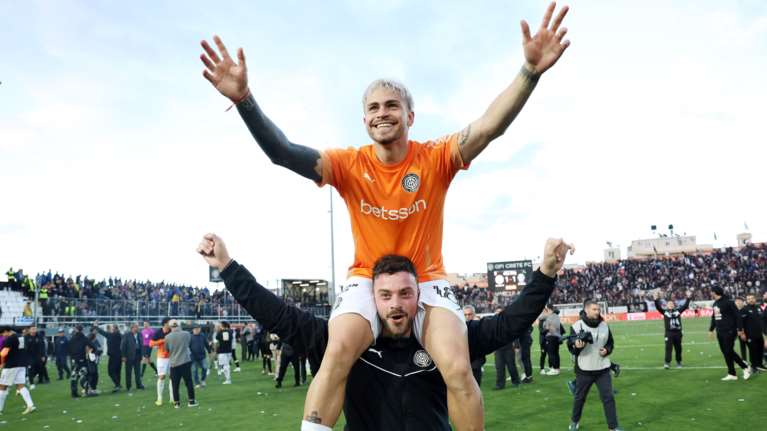 Κύπελλο Ελλάδος: Μεθυσμένη πολιτεία το Ηράκλειο - Στον τελικό ο ΟΦΗ έπειτα από 35 χρόνια [εικόνες - βίντεο]