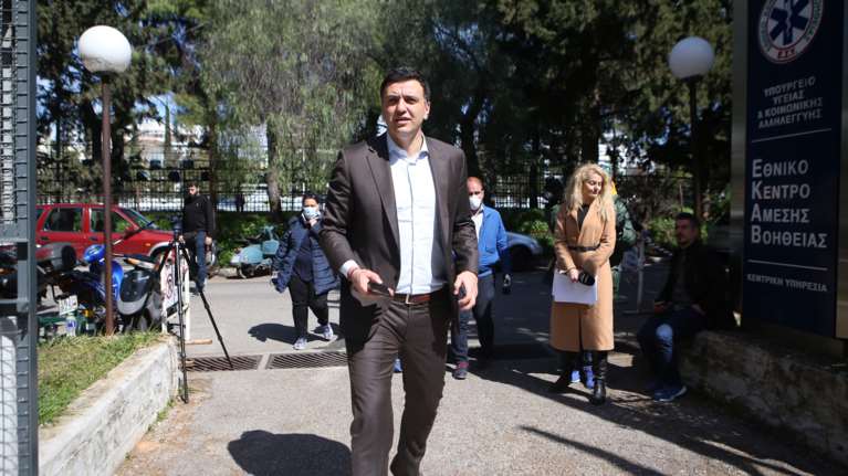 Βασίλης Κικίλιας: Ο δημοφιλέστερος υπουργός της κυβέρνησης- Συμφωνούν με τα μέτρα οι πολίτες