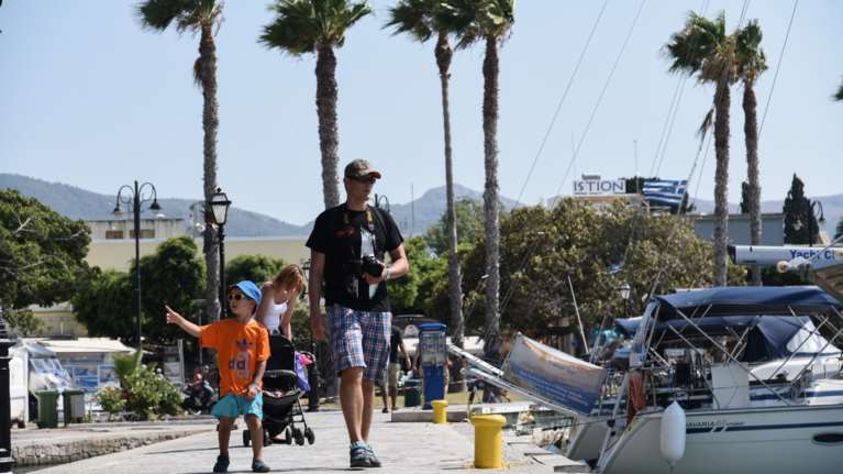 &quot;Παλεύουμε για την επιβίωση&quot; λένε οι ξενοδόχοι - Αυτή είναι η κρίσιμη ημερομηνία για τον τουρισμό