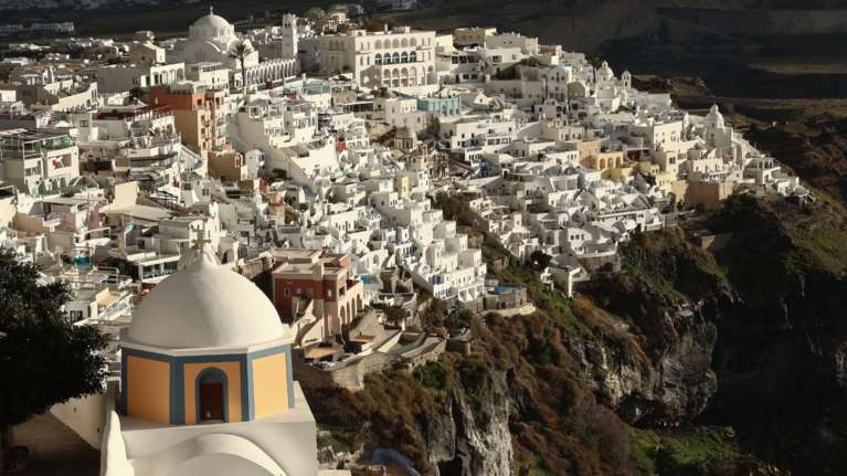 Σαντορίνη, επιστρέφουν οι κάτοικοι μετά την σεισμική ύφεση- Σε επιφυλακή οι επιστήμονες