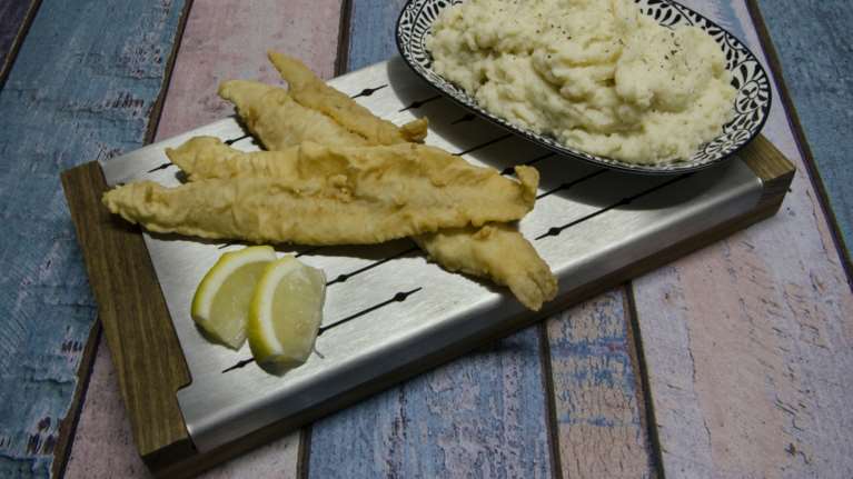 25η Μαρτίου: Γιατί κάθε χρόνο στην επέτειο τρώμε μπακαλιάρο σκορδαλιά