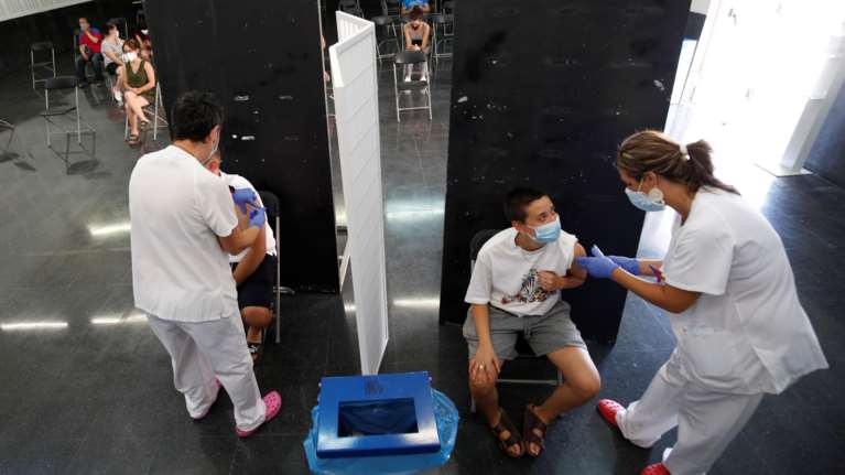 &quot;Καμπανάκι&quot; ΠΟΥ: Tο ποσοστό εμβολιασμού μειώνεται από 40% έως 50% σε πολλές χώρες