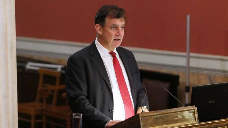 Θ. Δημόπουλος: Κεραυνοβόλος μυοκαρδίτιδα η αιτία θανάτου ακόμη και σε νεότερους ασθενείς με κορονοϊό