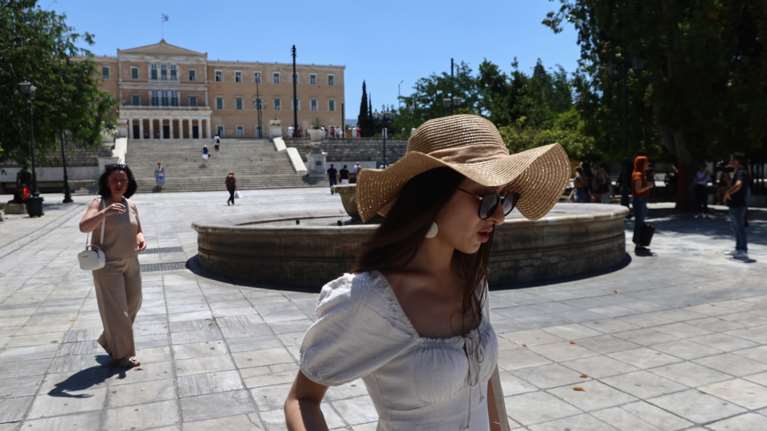 Καύσωνας: Οι οδηγίες προφύλαξης για καρδιοπαθείς από την Ελληνική Καρδιολογική Εταιρεία