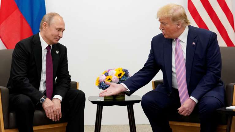 Πόλεμος στην Ουκρανία: Έτοιμες οι ΗΠΑ να ελαφρύνουν τις κυρώσεις στη Ρωσία βάσει της διάθεσης για διαπραγματεύσεις