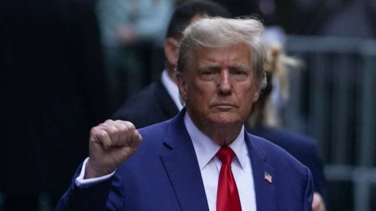 Ντόναλντ Τραμπ: Θα βγει για περιπολία στους δρόμους της Ουάσιγκτον με την αστυνομία και τον στρατό