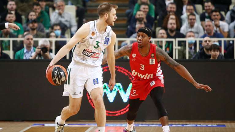 Ολυμπιακός και Παναθηναϊκός χωρίς Κάαναν και Γουόλτερς αντίστοιχα στα πλέι οφ του πρωταθλήματος