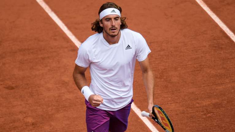 Ο Στέφανος Τσιτσιπάς τίμησε τον παππού του Σεργκέι Σαλνίκοφ- Το βίντεο οπου μιλάει άπταιστα ρωσικά