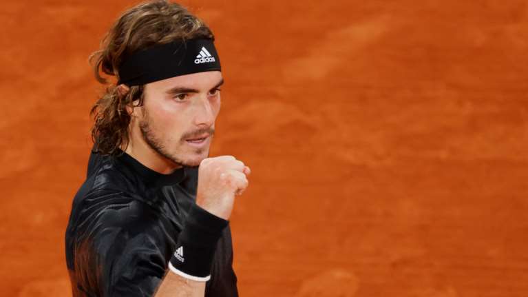 Roland Garros: Θρίαμβος Τσιτσιπά που προκρίθηκε πανηγυρικά στους "8" του τουρνουά