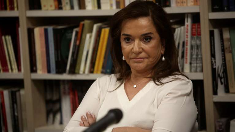 Η Ντόρα Μπακογιάννη εξηγεί γιατί δέχθηκε τώρα τον "στενό κορσέ" του διαλόγου η Τουρκία