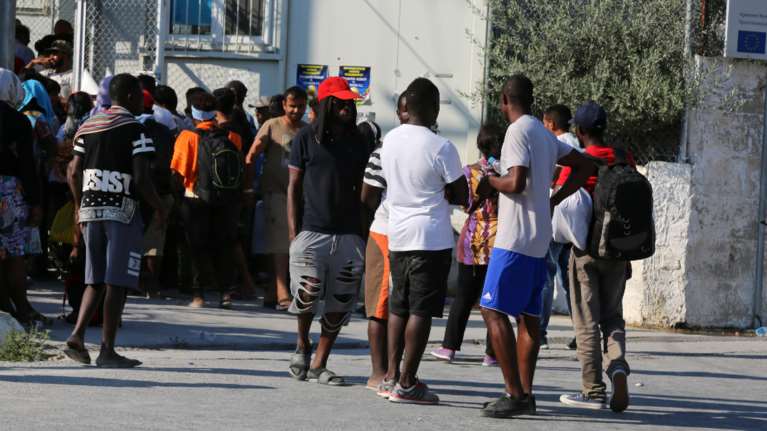 Κορονοϊός : Σε καραντίνα έως τις 9 Οκτωβρίου οι δομές φιλοξενίας προσφύγων σε Θήβα και Σέρρες