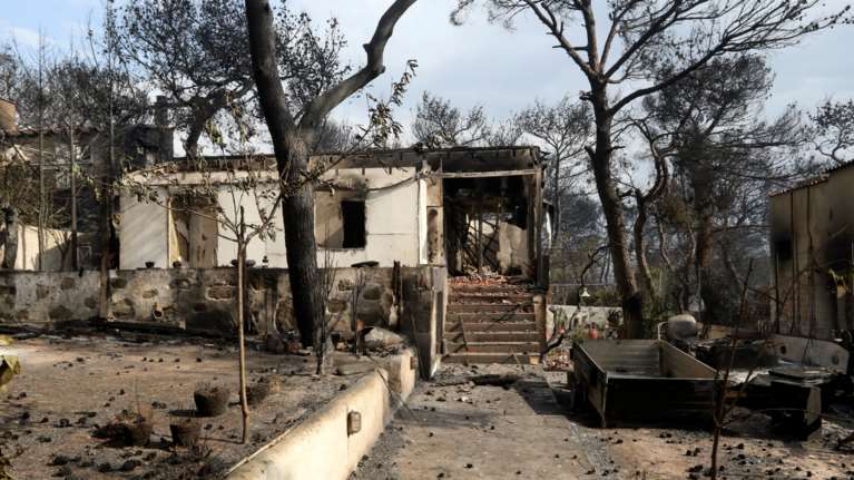 Τέσσερα χρόνια μετά την τραγωδία στο Μάτι: Ανέγερση νέων κατοικιών και διαμόρφωση χώρων αναψυχής