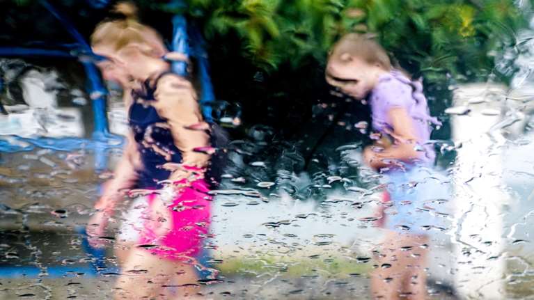 Κακοκαιρία ΑΤΕΝΑ: Αναβάλλεται ο αγιασμός σε σχολεία της Μακεδονίας και της Θράκης