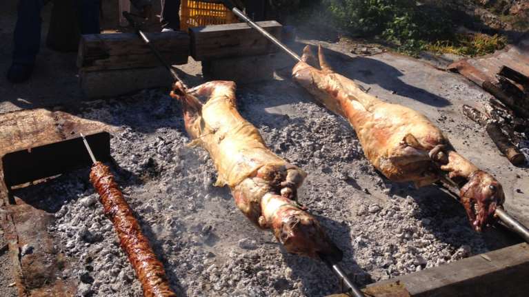 ΕΦΕΤ: Τι να προσέξουν οι καταναλωτές στις αγορές τους για τις γιορτές του Πάσχα